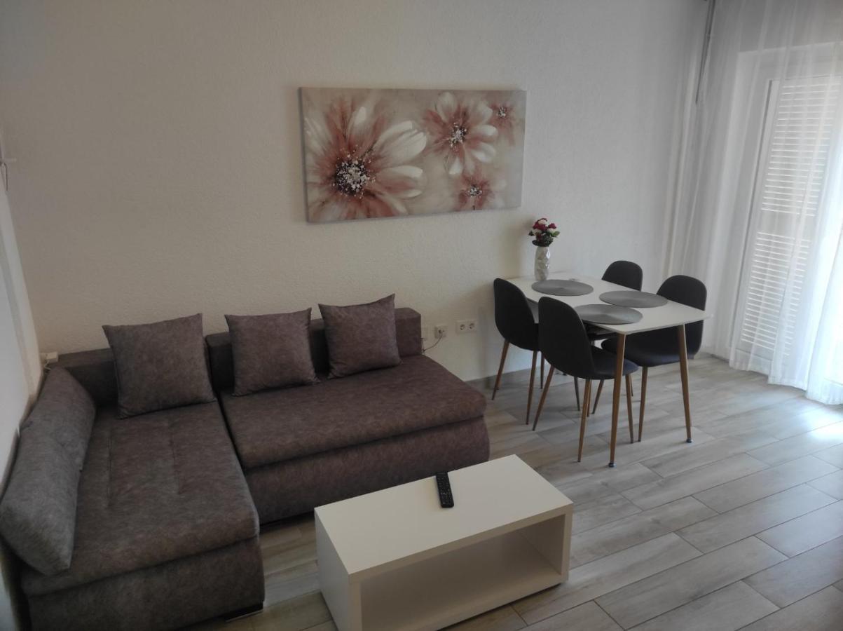 Apartmani Vesna Krk Town Buitenkant foto